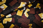 Preview: Designerbaumwollstoff 14 Karat Chocolate Black (10 cm)
