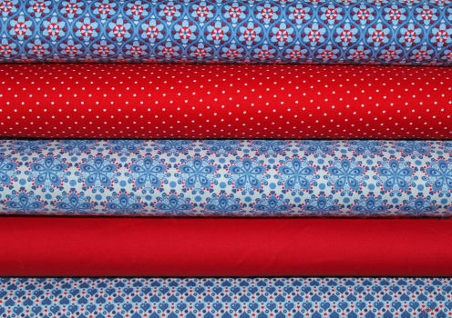 Preview: Baumwolle Julia Herzen blau/rot  (10 cm)