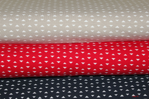 Preview: Jersey kleine Dreiecke beige/weiß (10 cm)