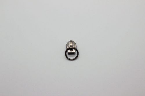 loser Bügelschieber mit direktem Ring titan