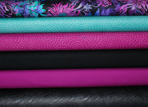 Preview: Designer- Baumwollstoff Allover Floral (10 cm)