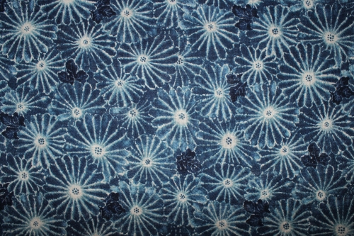 Preview: Baumwollstoff Kokka Ai Nikki blau/ cremeweiß (10 cm)