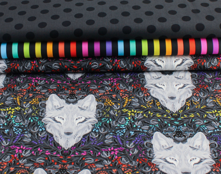 Preview: Designerbaumwollstoff Tula Pink Graywork Wolf of Pink Street (58 cm)