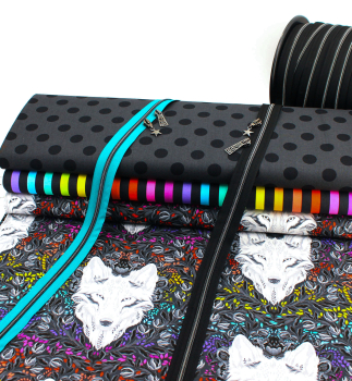 Designerbaumwollstoff Tula Pink Graywork Wolf of Pink Street (58 cm)