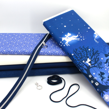 Designerbaumwollstoff Glow Fairies Rapport ca. 88 cm