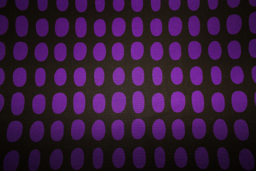 Preview: Designerbaumwollstoff Spot Brombeere (10 cm)