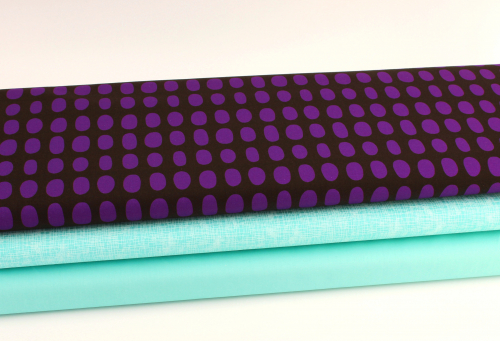 Preview: Designerbaumwollstoff Spot Brombeere (10 cm)