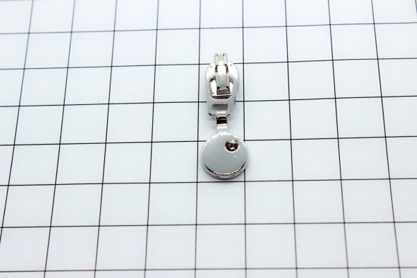 Automatikschieber mit Strassknopf silber schmal