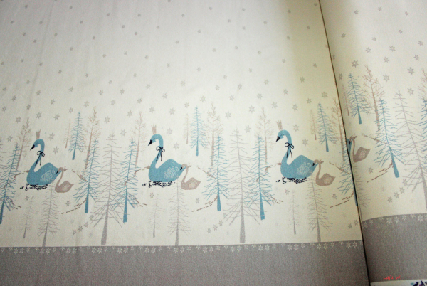 Jersey "Swan Border" creme (10 cm)