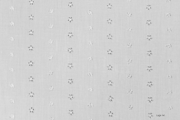 Baumwollbatist bestickt reinweiß (10 cm)