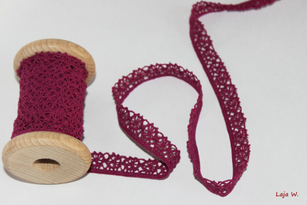 Häkelborte beere (1 m)