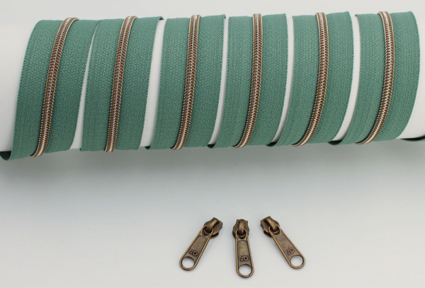 Reißverschluss endlos,  metallisiert schmal dusty emerald/messing-antik (1m)