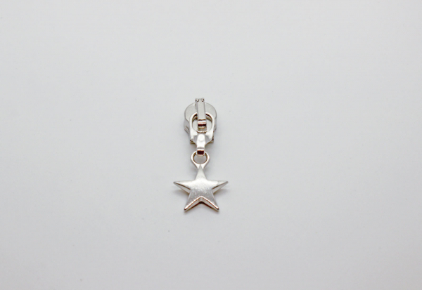 Automatik-Schieber mit Karabinerhaken und Sternanhänger silber