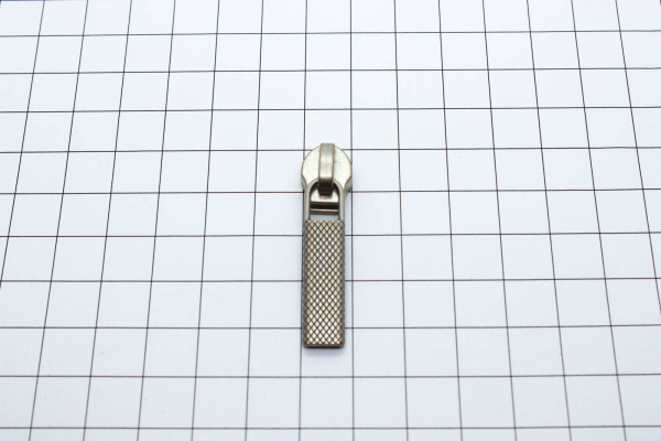 loser Bügelschieber Magnus silber-messing-matt