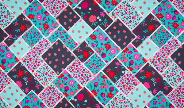 Baumwollstoff Blumen Patch-Style  (10 cm)