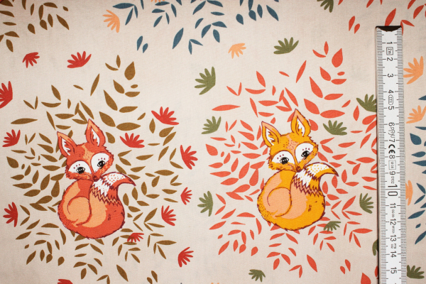 Designer-Baumwollstoff Foxes in Fall (10 cm)