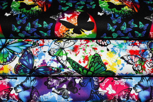 Designer- Baumwollstoff BUTTERFLY DROPS OF COLOR (10 cm)