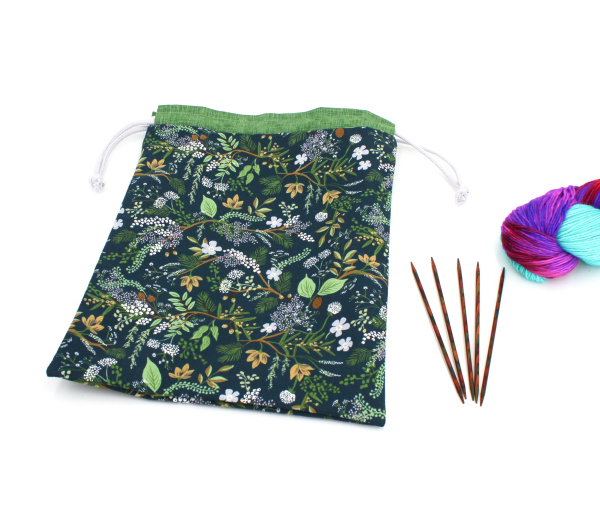 Projektbeutel / Handarbeitsbeutel mit Kordel Juniper Forest evergreen