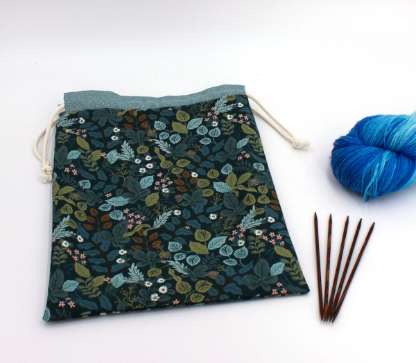 Projektbeutel/ Handarbeitsbeutel mit Kordel Dancing Leaves