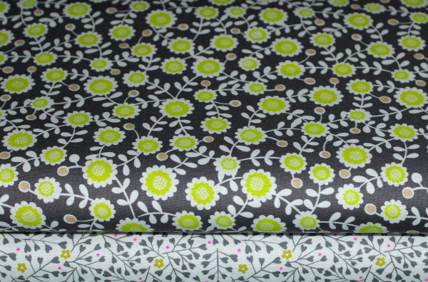 Designerbaumwollstoff  Small Flowers (10 cm)