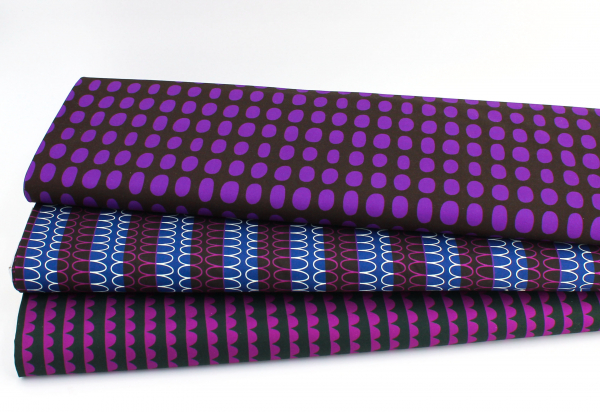 Designerbaumwollstoff Spot Brombeere (10 cm)