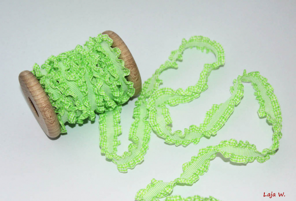 Rüschengummi beidseitig grün/weiß (1 m)